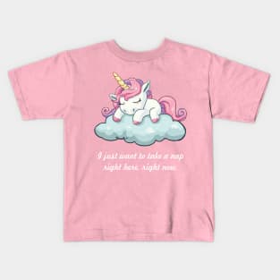 Unicorn taking a nap Kids T-Shirt